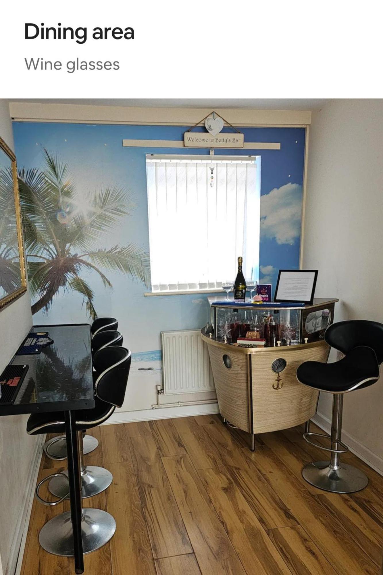 Open Planned Apartment Birkenhead Extérieur photo